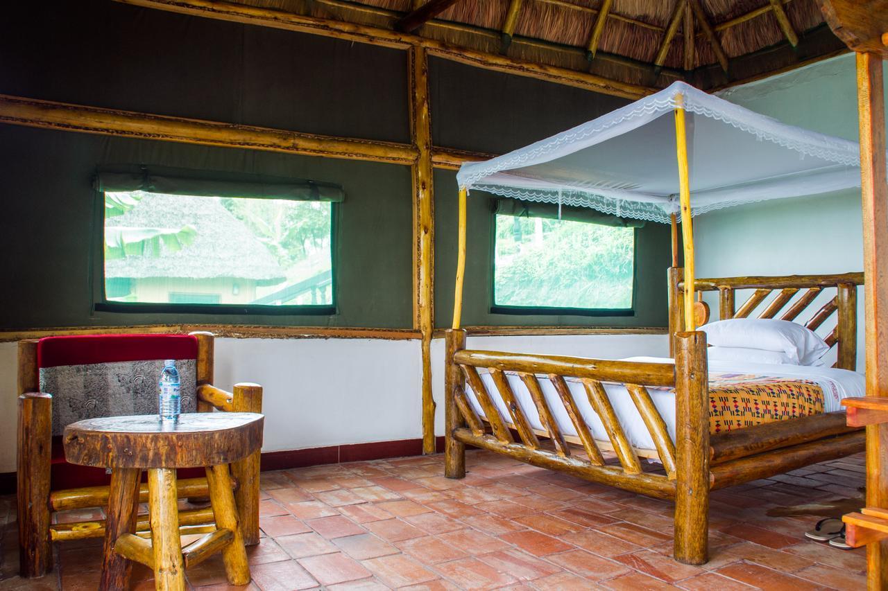 Queen Elizabeth Pvt Lodge Kichwamba Екстер'єр фото
